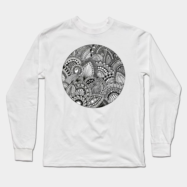 Zentangle circle Long Sleeve T-Shirt by calenbundalas